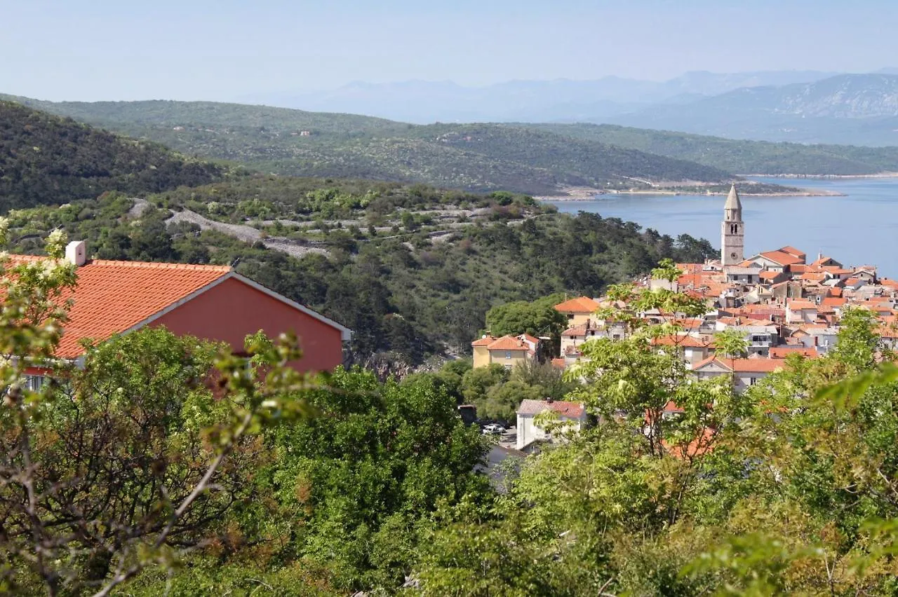 Apartments With A Parking Space Vrbnik, Krk - 429  Vrbnik